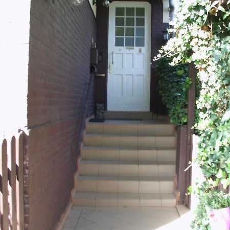 Lovely Apartment 2 Et Inkl Parkplatz Nach Verfuegbarkeit 埃森 外观 照片