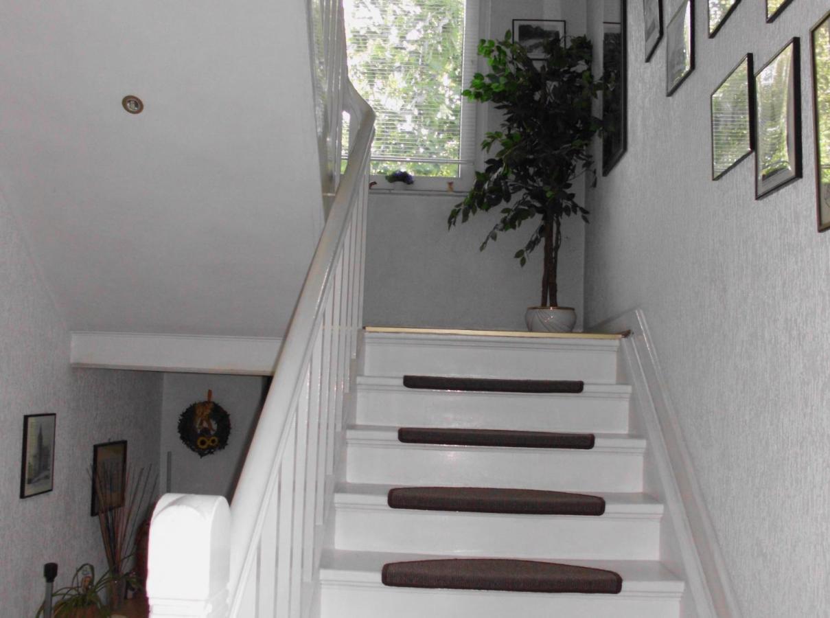 Lovely Apartment 2 Et Inkl Parkplatz Nach Verfuegbarkeit 埃森 外观 照片